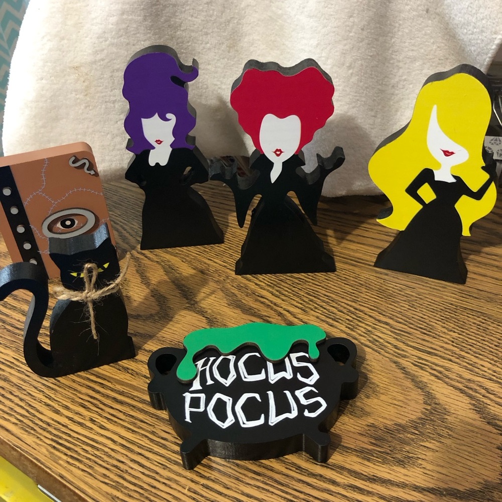Treory Hocus Pocus Sanderson Sisters Halloween wooden table top decor 6 piece